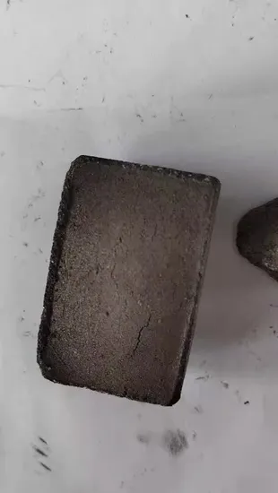 Alliages à haute teneur en manganèse de briquettes en métal de manganèse de la Chine pour l'acier spécial